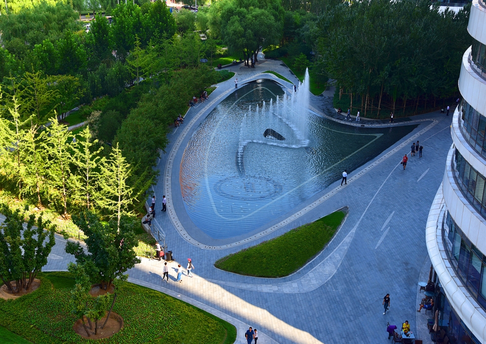北京望京SOHO办公区景观设计/北京易兰