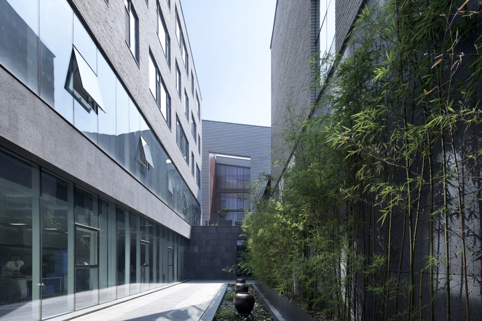 北京东方阳阳企业办公楼建筑设计/BIAD第六建筑设计院