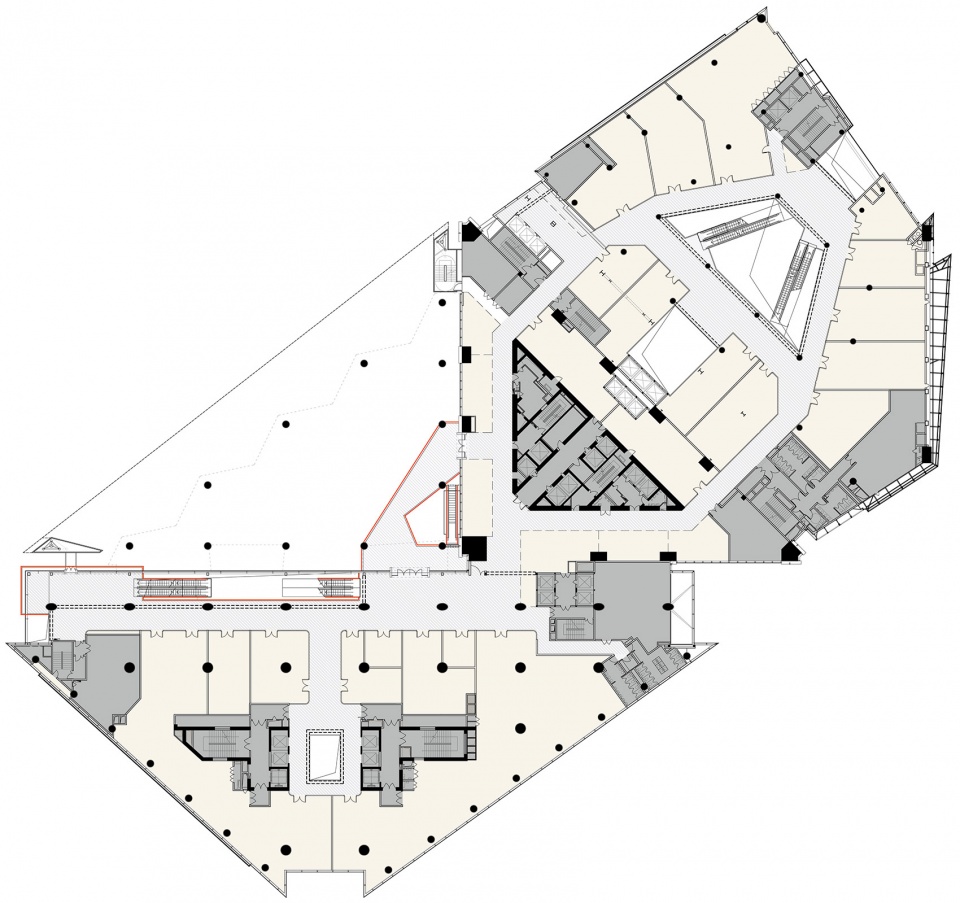 上海世茂广场建筑改造和室内设计/Kokaistudios
