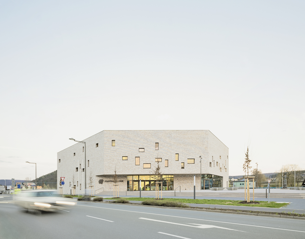 德国Lohr am Main市民中心建筑设计/Bez+Kock Architekten