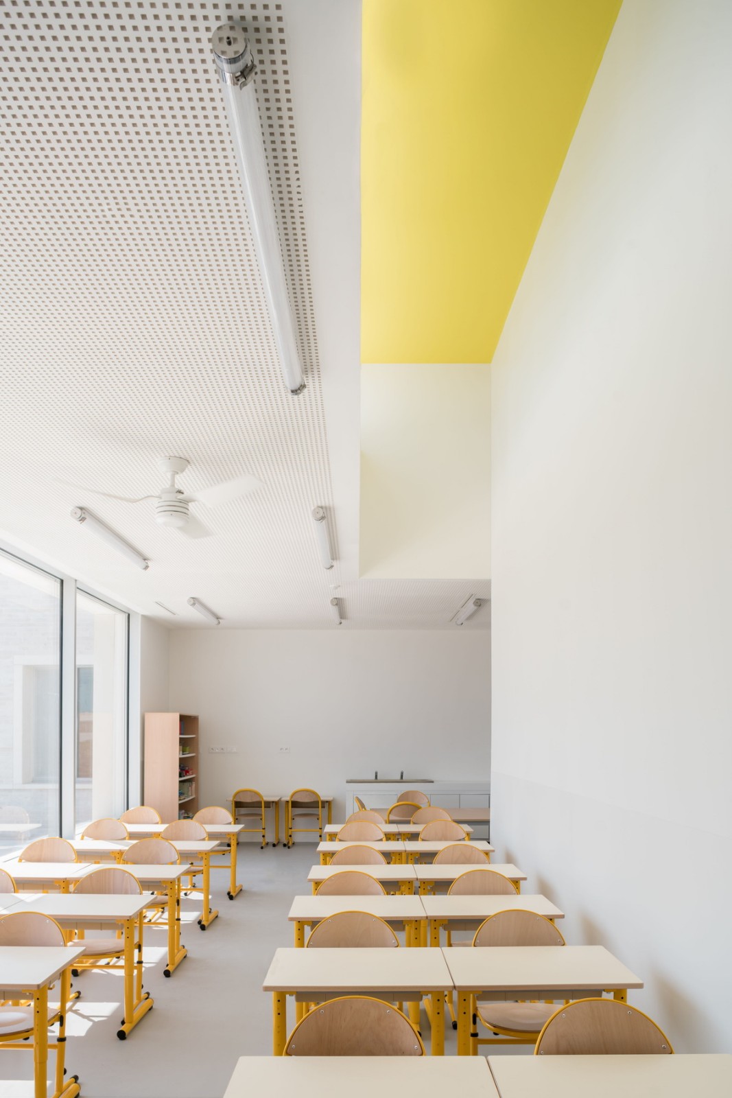 法国戛纳罗米莉公立学校  建筑设计  /  Stéphane Fernandez