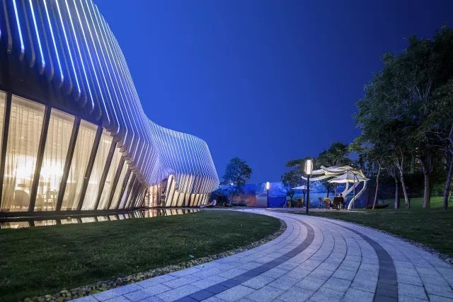深圳泰禾中央广场文化中心建筑设计/HMD汉米敦