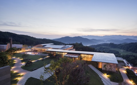 韩国首尔Ananti度假村建筑设计/SKM Architects