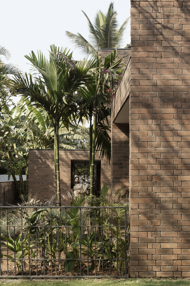 印度班加罗尔红砖独立住宅建筑设计/CollectiveProject