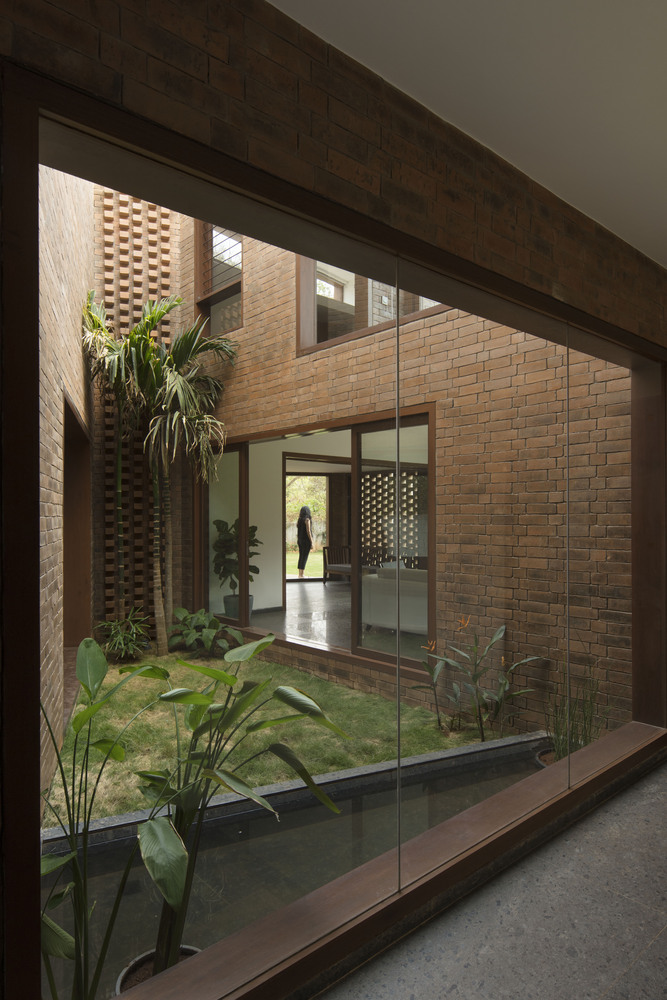 印度班加罗尔红砖独立住宅建筑设计/CollectiveProject