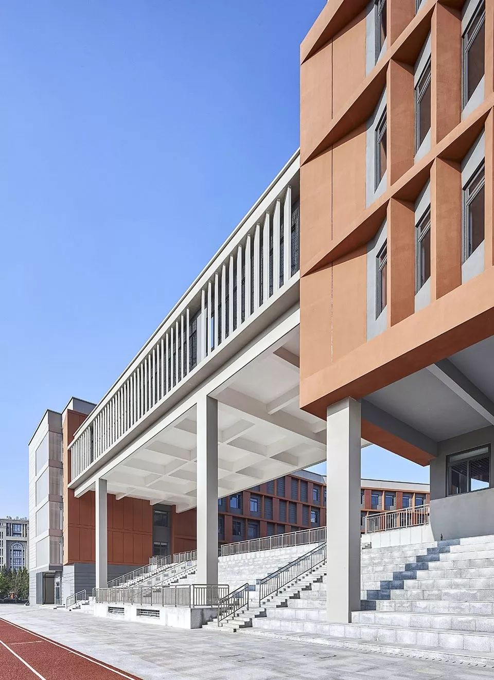 复旦大学新江湾第二附属学校建筑设计/同济大学建筑设计研究院