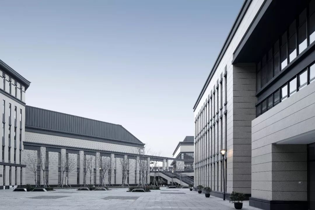 杭州市五常中学迁建工程建筑设计 / UAD浙大设计