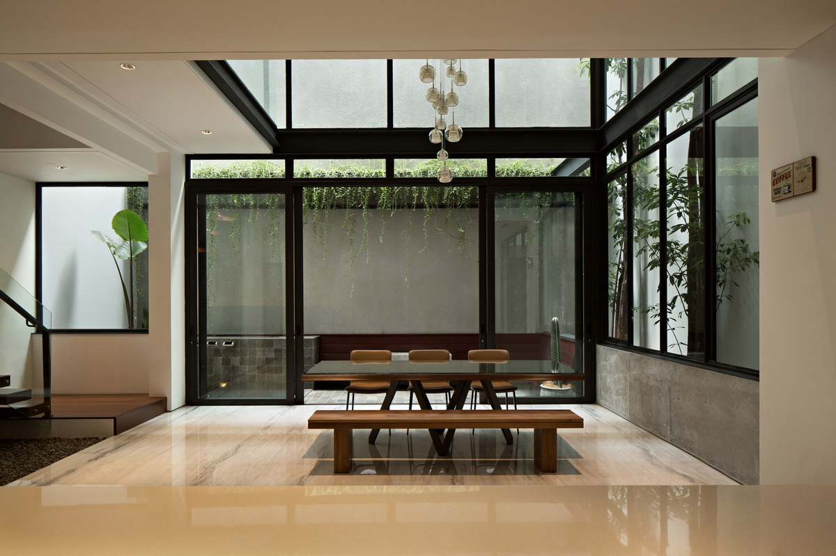 雅加达 VGI 住宅 / Pranala Associates