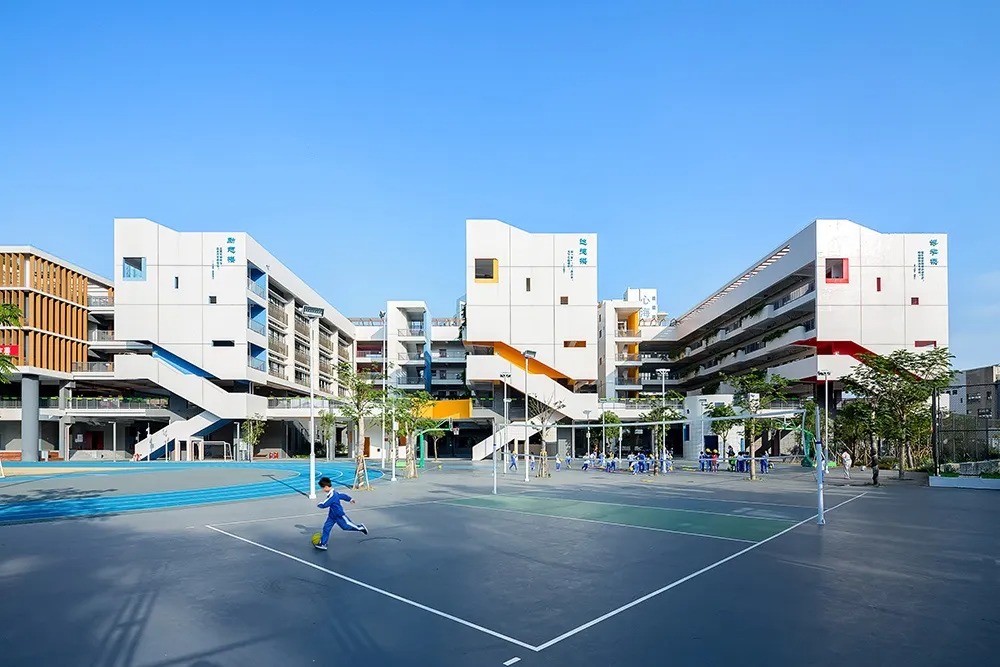 深圳市盐田区海曦（未来）小学 建筑设计 / AUBE欧博设计