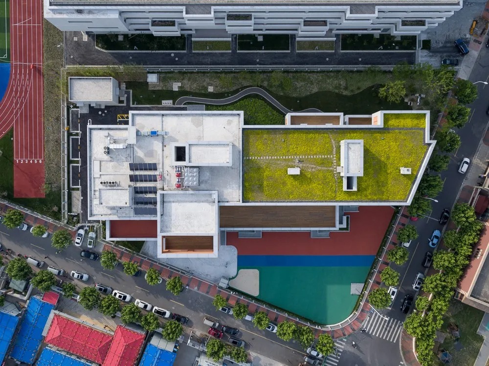 上海浦东前滩冰厂田幼儿园 建筑设计 /  大正建筑