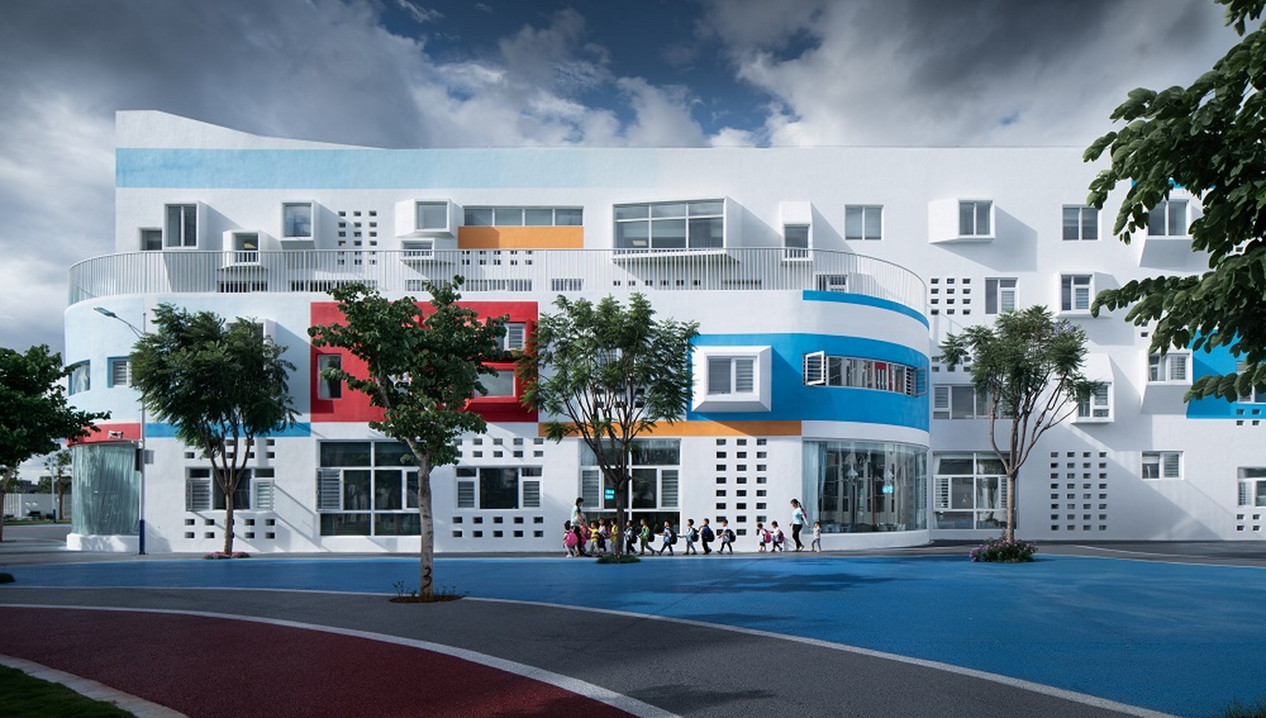 云南 纸飞机幼儿园 建筑设计 / 迪卡幼儿园设计中心