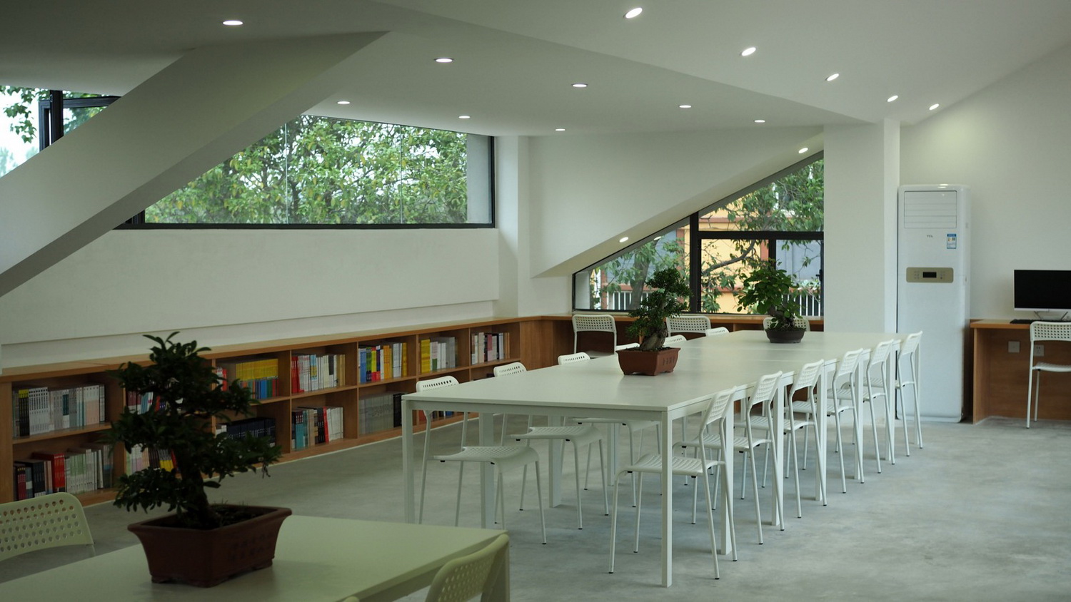 西安高新第六高级中学图书馆 建筑设计 / 垣建筑·西安建筑科技大学建筑学院