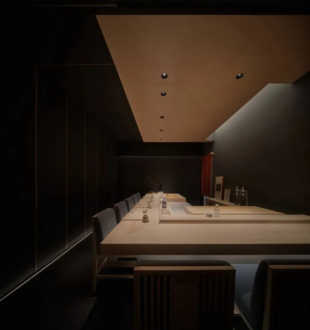 海口南红寿司餐厅 室内设计 / 木又寸建筑事物室（AtelierTree）