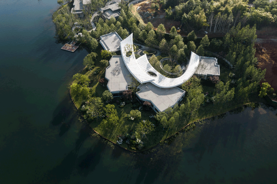 成都麓湖 · 生态岛 观澜 景观设计 /  蓝调国际