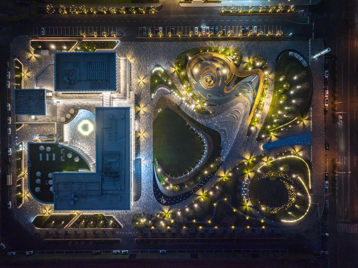 武汉招商城建 未来中心示范区公园 景观设计 / Lab D+H