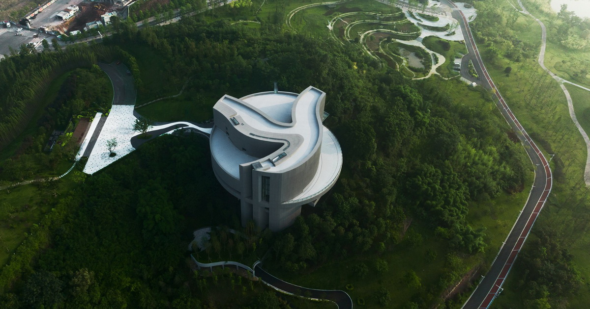重庆两江协同创新区规划展示中心 建筑设计 / 汤桦建筑设计