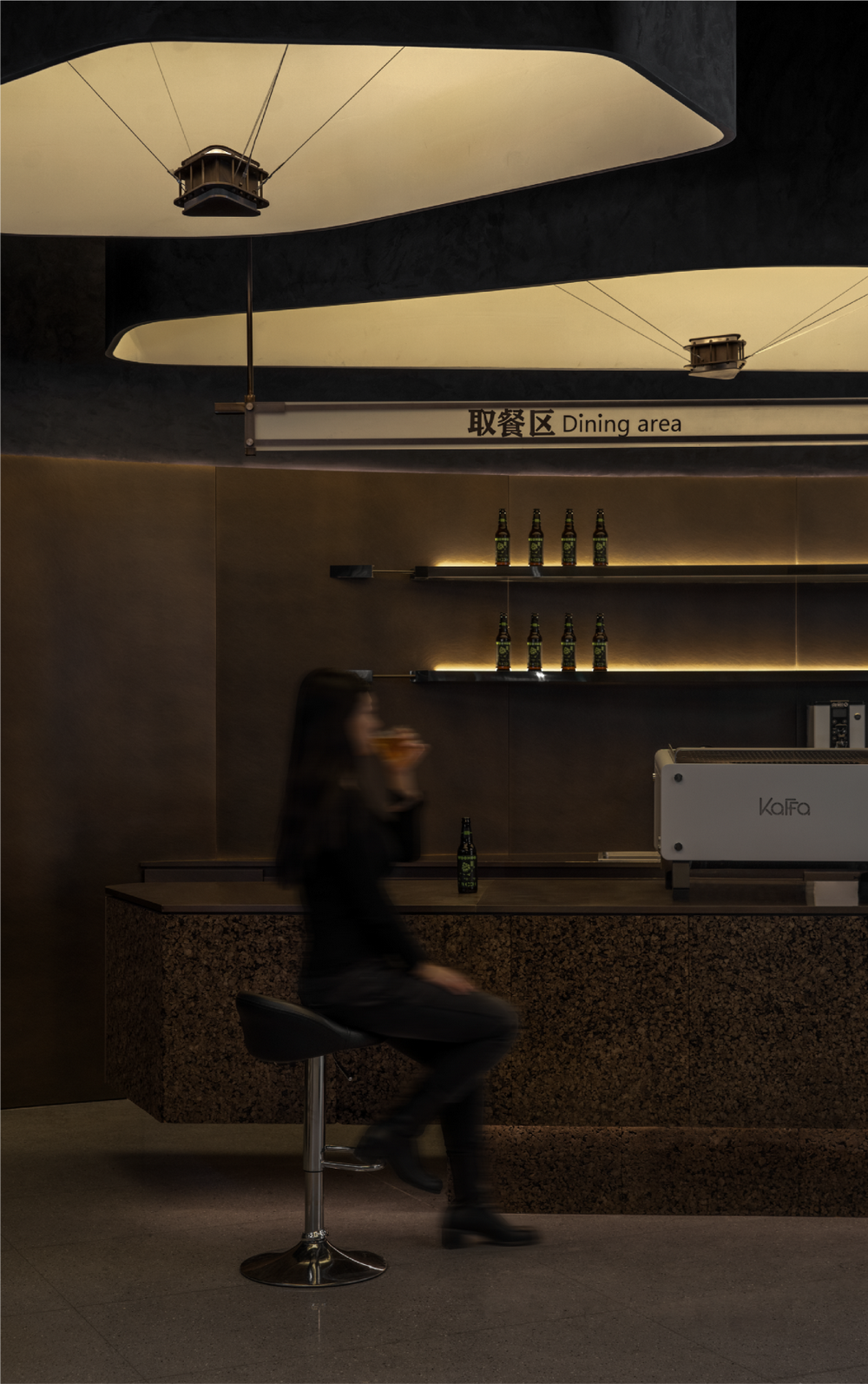 地建嘉信西安风华臻园咖啡吧  室内设计 / DAS Lab