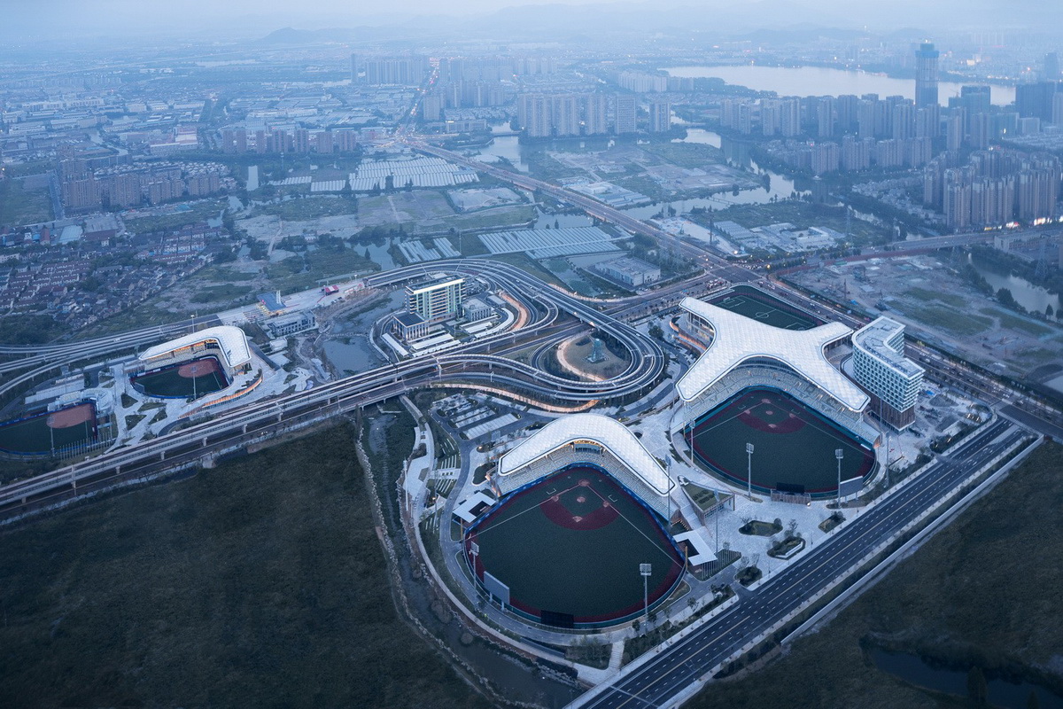 杭州亚运会棒垒球体育文化中心  建筑设计 / 浙江大学建筑设计研究院